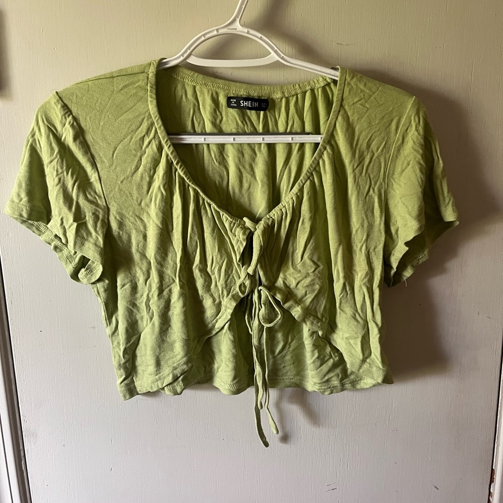 Cute green top